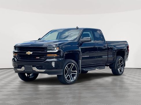 Used 2018 Chevrolet Silverado 1500 LT w/ All Star Edition AWD/4WD image 1