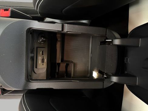 Used 2015 Ford Mustang 50 Years image 24