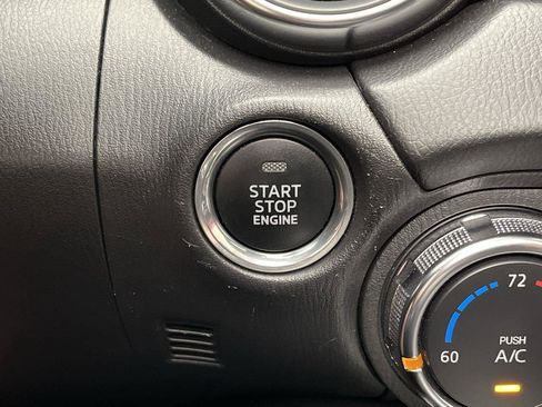 Used 2021 MAZDA MX-5 Miata RF Grand Touring RWD image 16