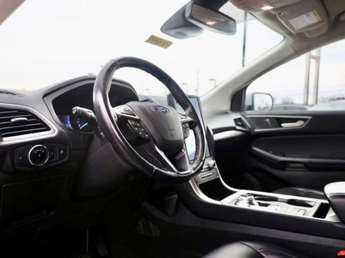 Used 2023 Ford Edge SEL image 15