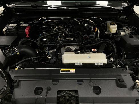 Used 2024 Toyota Tacoma TRD Sport w/ TRD Sport Premium Package image 12