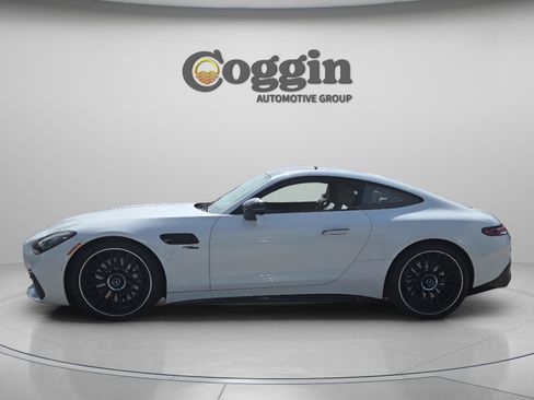 Used 2026 Mercedes-Benz AMG GT 43 image 2