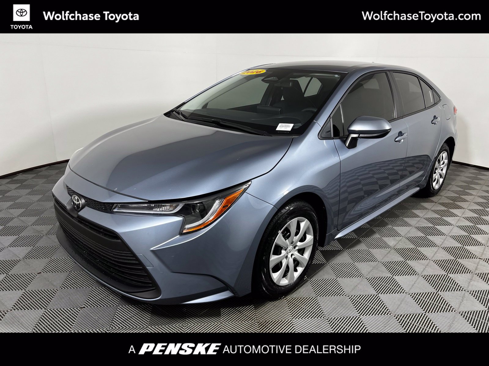 Used 2026 Toyota Corolla LE FWD image 1