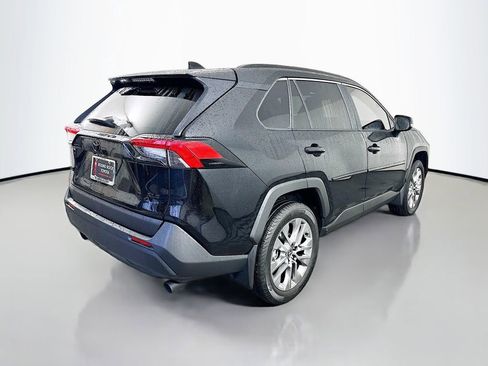 Certified 2025 Toyota RAV4 XLE Premium image 5