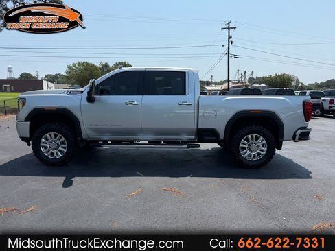 Used 2020 GMC Sierra 2500 Denali w/ Denali Ultimate Package AWD/4WD image 1