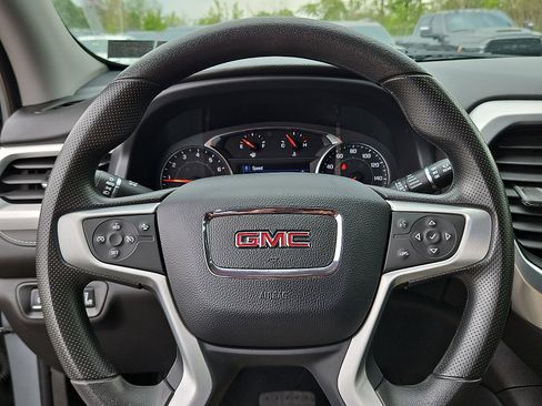 Used 2023 GMC Acadia SLE w/ Driver Convenience Package AWD/4WD image 18