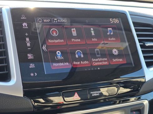 Used 2017 Honda Pilot Elite image 72