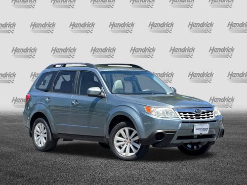 Used 2011 Subaru Forester 2.5X Premium AWD/4WD image 2