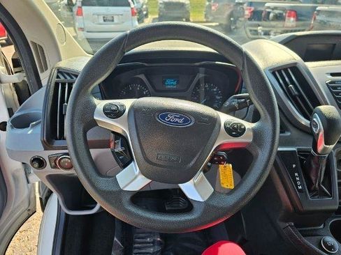 Used 2018 Ford Transit 350 XLT RWD image 11