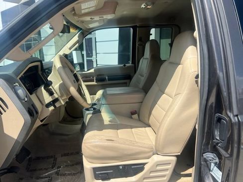 Used 2008 Ford F250 Lariat RWD image 6