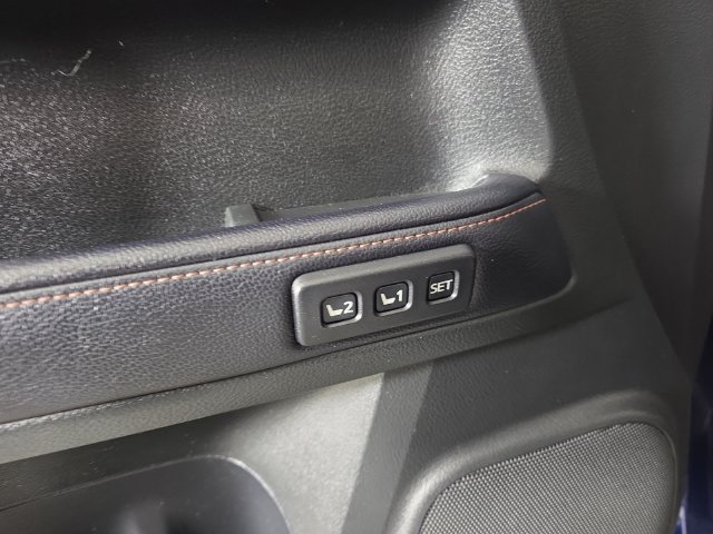 Used 2019 Toyota 4Runner Limited AWD/4WD image 23