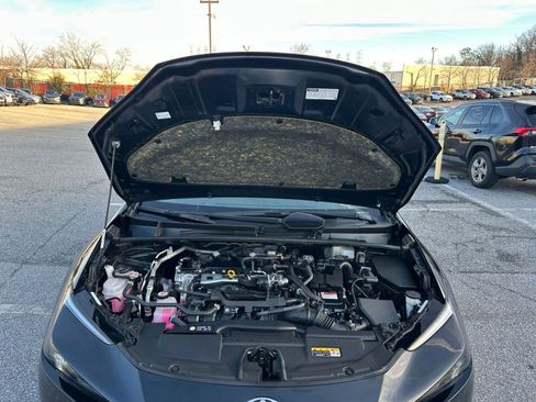 Used 2025 Toyota Prius LE image 31