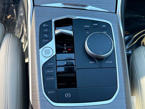 New 2026 BMW 330i Sedan w/ M Sport Package image 31