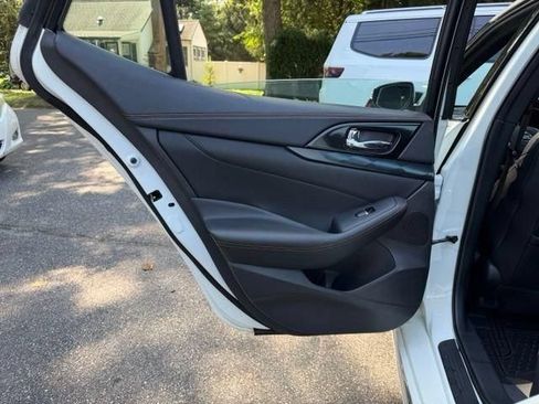 Used 2019 Nissan Maxima SR w/ Premium Package FWD image 28