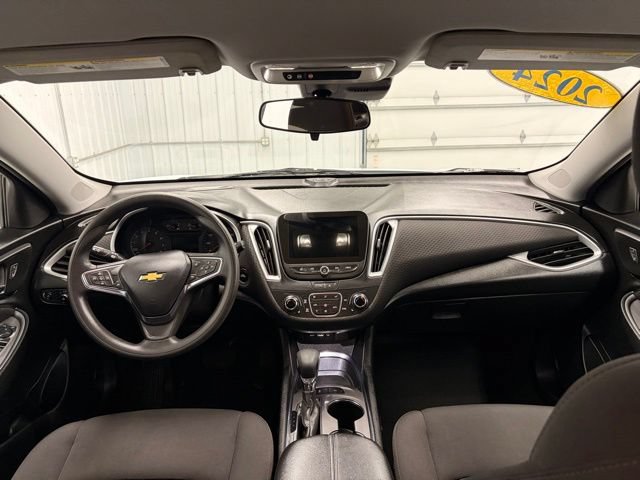 Used 2024 Chevrolet Malibu LT FWD image 13