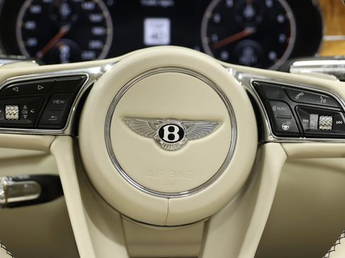 Used 2020 Bentley Flying Spur W12 w/ First Edition Specification image 29