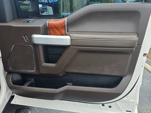Used 2018 Ford F350 King Ranch w/ King Ranch Ultimate Package AWD/4WD image 19
