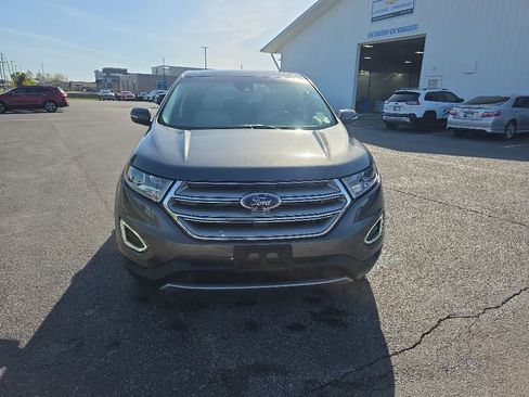 Used 2017 Ford Edge Titanium w/ Equipment Group 302A AWD/4WD image 8