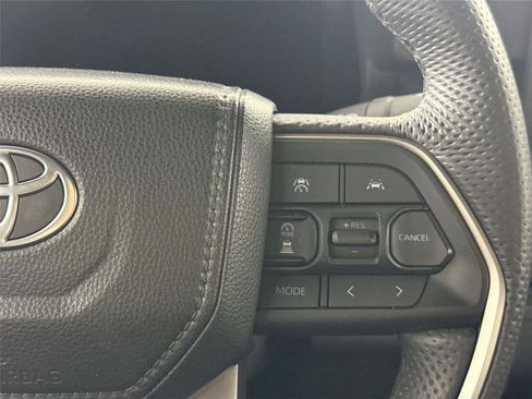 Certified 2024 Toyota Tacoma PreRunner image 18