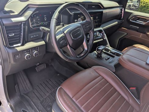 Used 2024 GMC Sierra 1500 Denali Ultimate AWD/4WD image 15