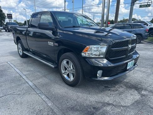 Used 2017 RAM 1500 Express w/ Express Value Package image 6