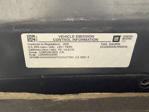 Used 2020 Chevrolet Malibu Premier image 33