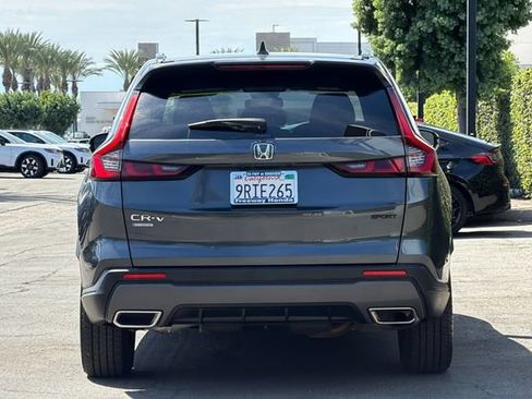 Certified 2025 Honda CR-V Sport image 5