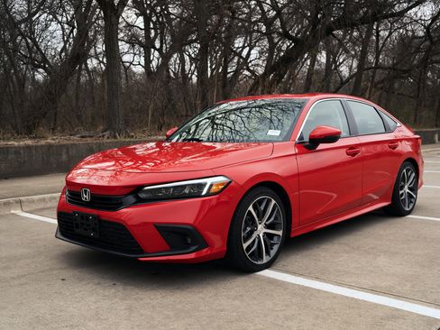 Certified 2023 Honda Civic Touring image 5