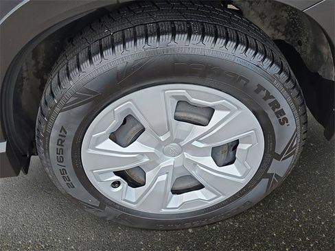 Used 2023 Subaru Forester image 33