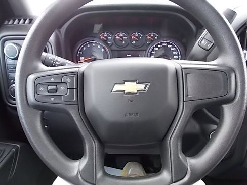 Used 2024 Chevrolet Silverado 1500 W/T w/ Z71 Off-Road Package image 14