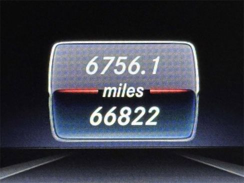 Used 2018 Mercedes-Benz GLE 350 4MATIC image 34