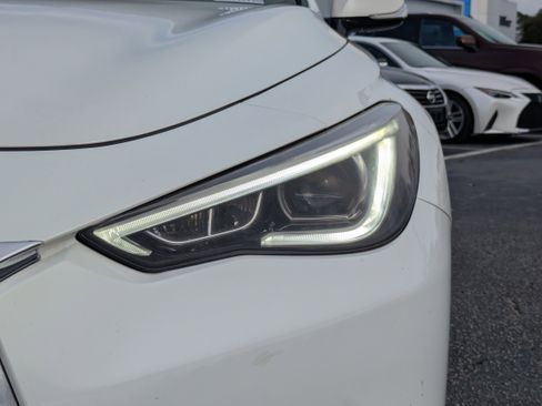 Used 2019 INFINITI Q60 3.0t Luxe w/ Essential Package image 28