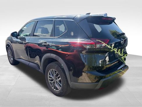 Used 2024 Nissan Rogue S AWD/4WD image 5