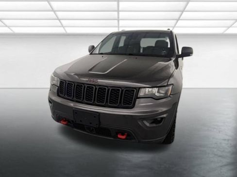 Used 2018 Jeep Grand Cherokee Trailhawk AWD/4WD image 2