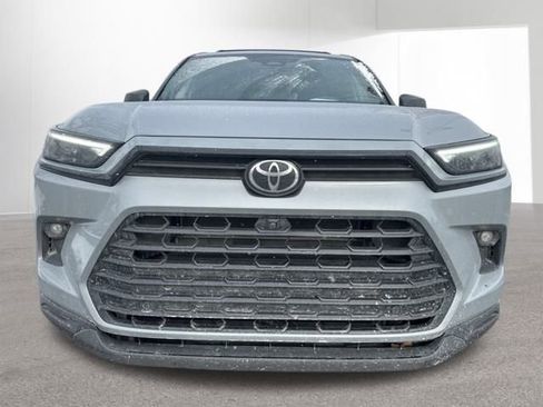 Certified 2025 Toyota Grand Highlander Nightshade Edition image 10