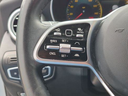 Used 2021 Mercedes-Benz GLC 300 4MATIC Coupe image 17