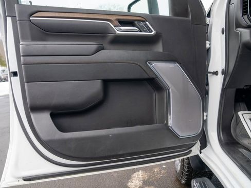 Used 2024 Chevrolet Silverado 2500 High Country image 19