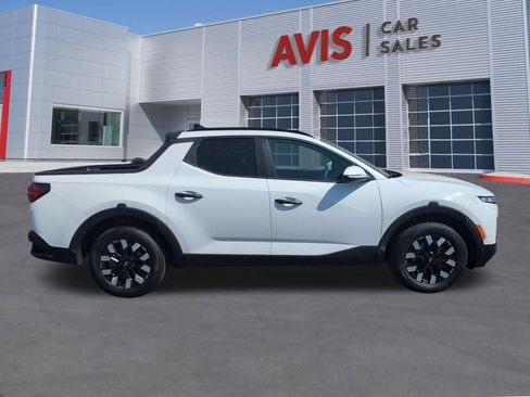 Used 2025 Hyundai Santa Cruz SEL AWD/4WD image 5