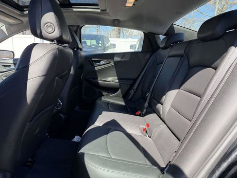 Used 2024 Chevrolet Malibu LT image 16