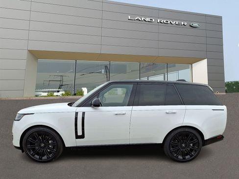 New 2025 Land Rover Range Rover SE image 6