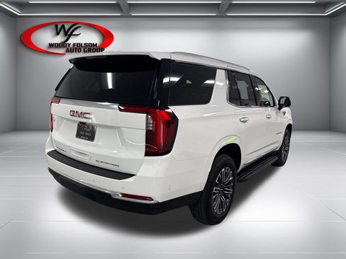 New 2026 GMC Yukon Elevation RWD image 6