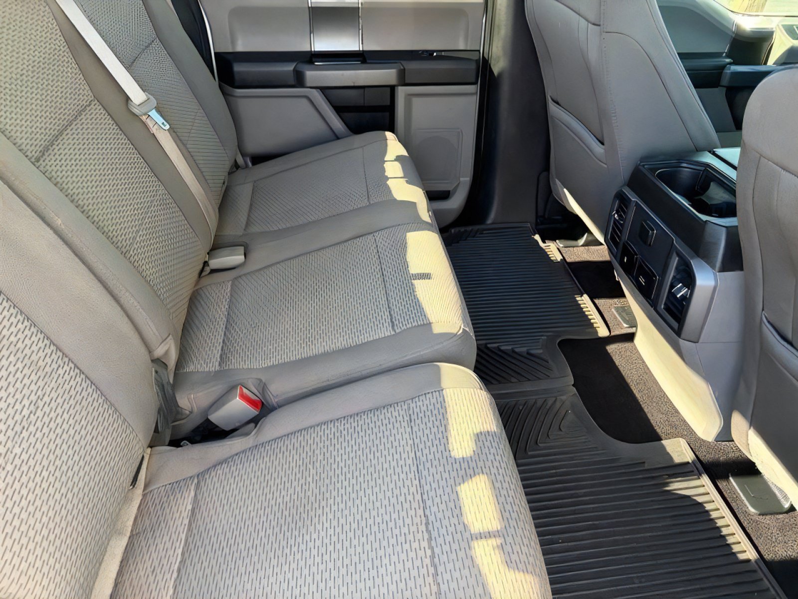 Used 2018 Ford F150 XLT w/ Equipment Group 302A Luxury AWD/4WD image 10