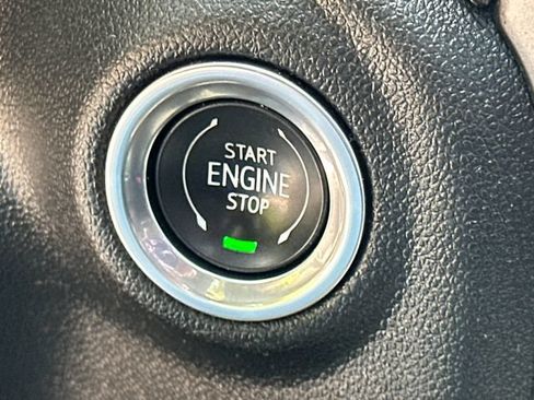 Used 2019 GMC Sierra 1500 AT4 w/ AT4 Premium Package AWD/4WD image 38