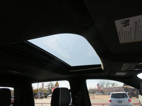 Used 2023 GMC Sierra 1500 AT4X image 17
