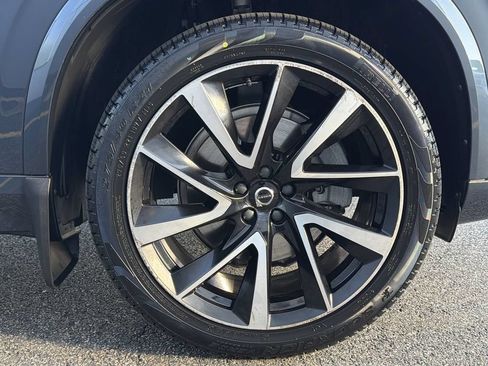 Certified 2024 Volvo XC90 B6 Plus w/ Protection Package Premier AWD/4WD image 13