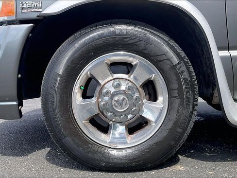 Used 2005 Dodge Ram 2500 Truck SLT w/ Sport Appearance Group RWD image 9