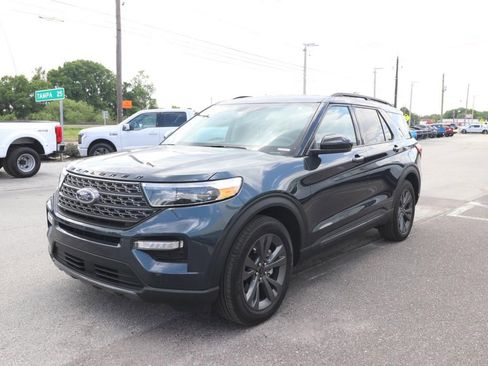 Certified 2023 Ford Explorer XLT w/ Equipment Group 202A image 3