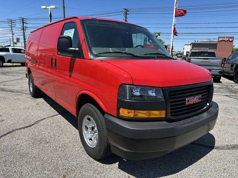 New 2026 GMC Savana 2500 Extended w/ Driver Convenience Package RWD image 11