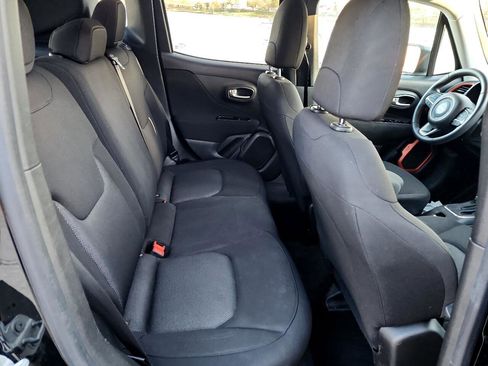 Used 2019 Jeep Renegade Sport image 12