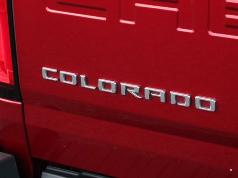 Used 2021 Chevrolet Colorado W/T w/ Custom Special Edition image 43